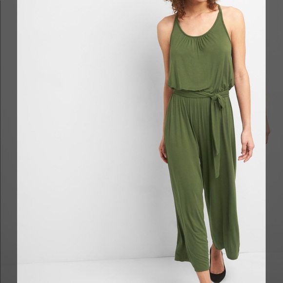 GAP jumpsuit worn once - Picture 5 of 5